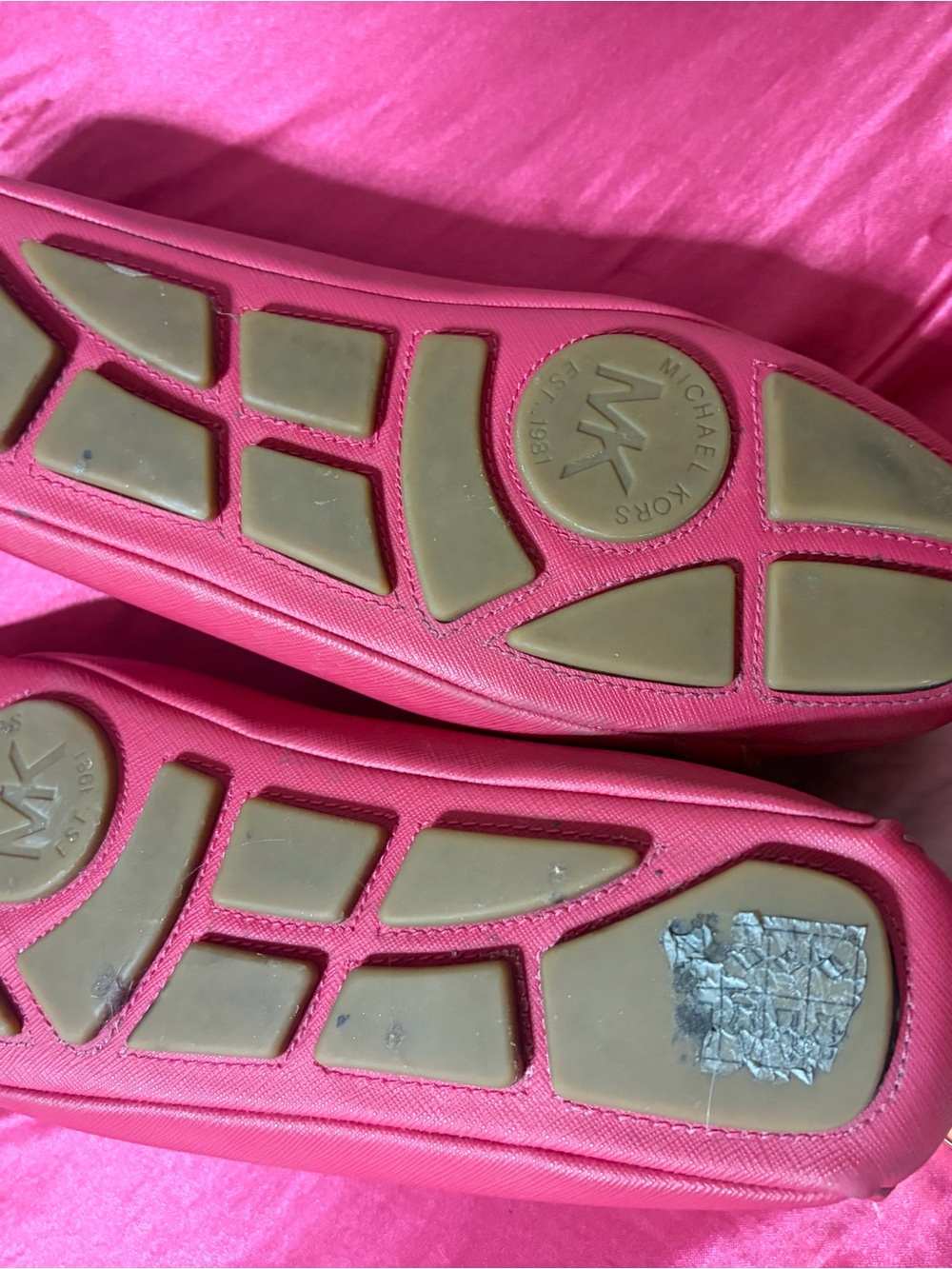 Michael Kors Hot Pink Logo Ballet Flats - Picture 7 of 7